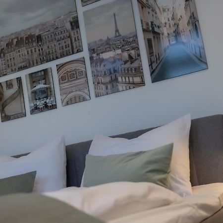 Kaza Guesthouse, Centrally Located 2 & 3 Bedroom Apartments In Аугсбург Экстерьер фото