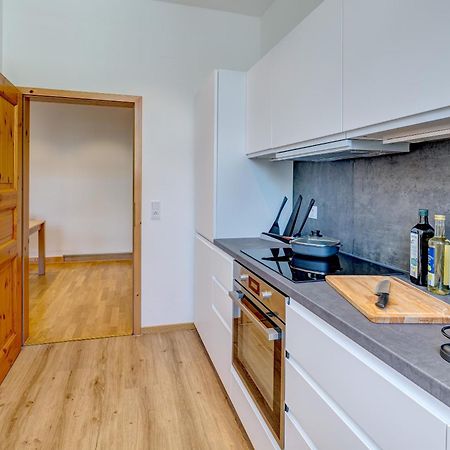 Kaza Guesthouse, Centrally Located 2 & 3 Bedroom Apartments In Аугсбург Экстерьер фото