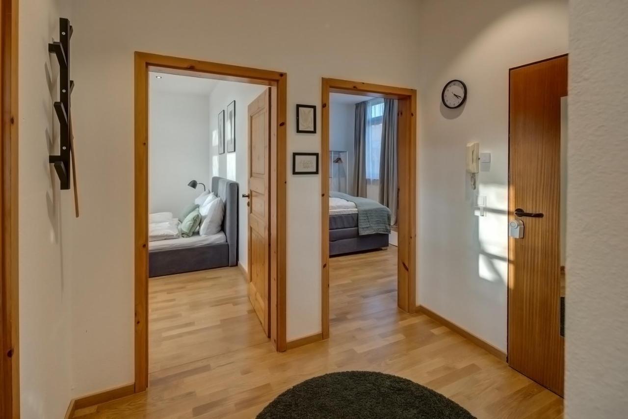 Kaza Guesthouse, Centrally Located 2 & 3 Bedroom Apartments In Аугсбург Экстерьер фото