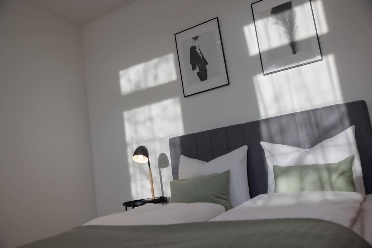 Kaza Guesthouse, Centrally Located 2 & 3 Bedroom Apartments In Аугсбург Экстерьер фото